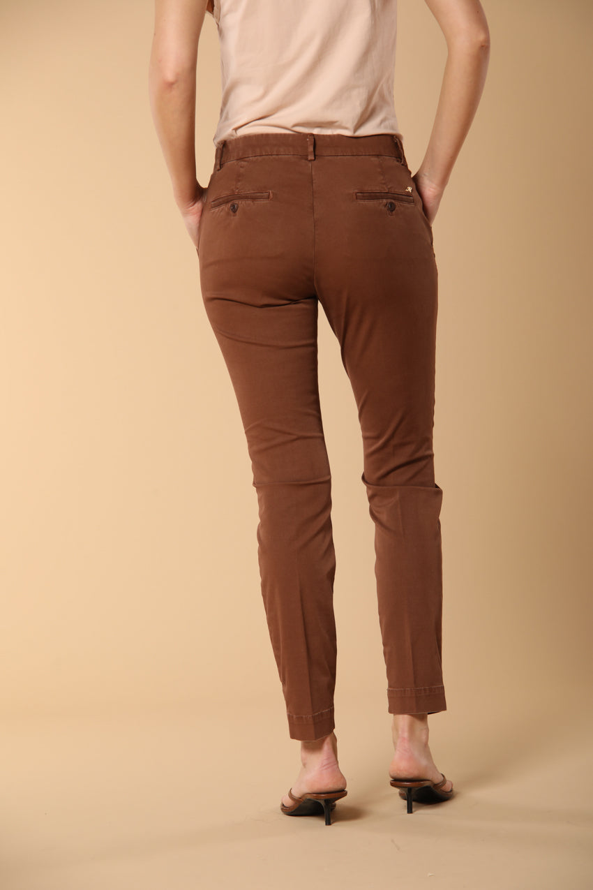 Jaqueline Archivio pantalone chino donna in gabardine curvy fit