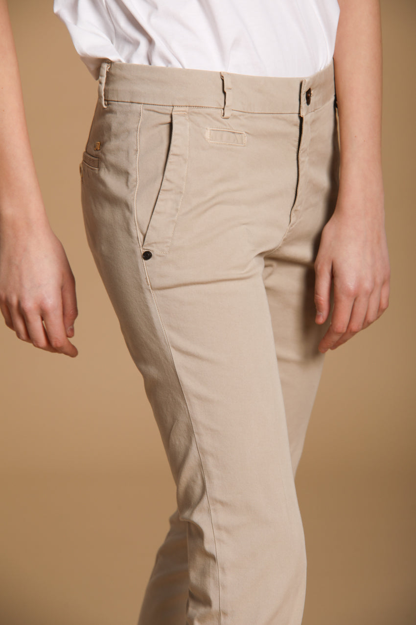 Jaqueline Archivio pantalone chino donna in gabardina slim fit