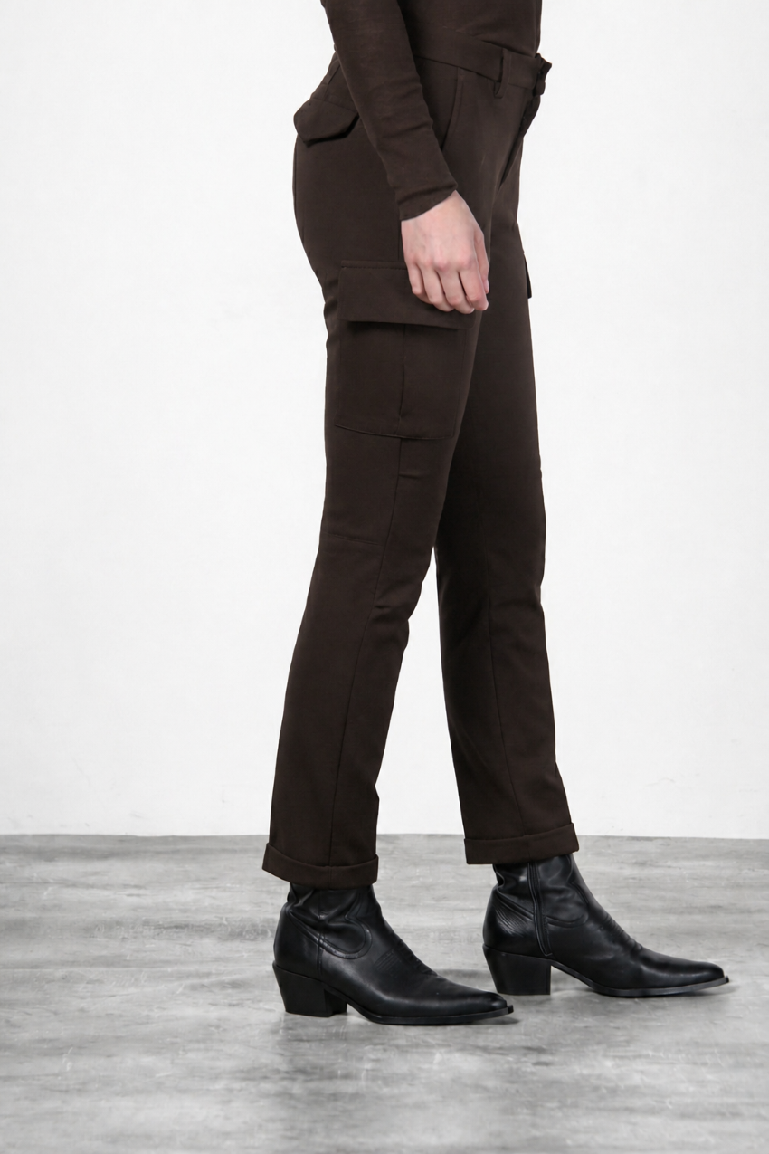 Chile City Cargo-Hose für Damen aus technischem Jersey mit slim fit
