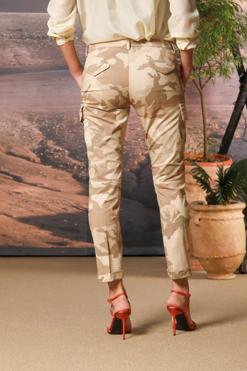 Chile City pantalone cargo donna in raso con stampa camouflage slim fit