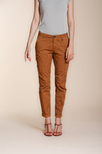 Chile City pantalone cargo donna in gabardina stretch slim fit