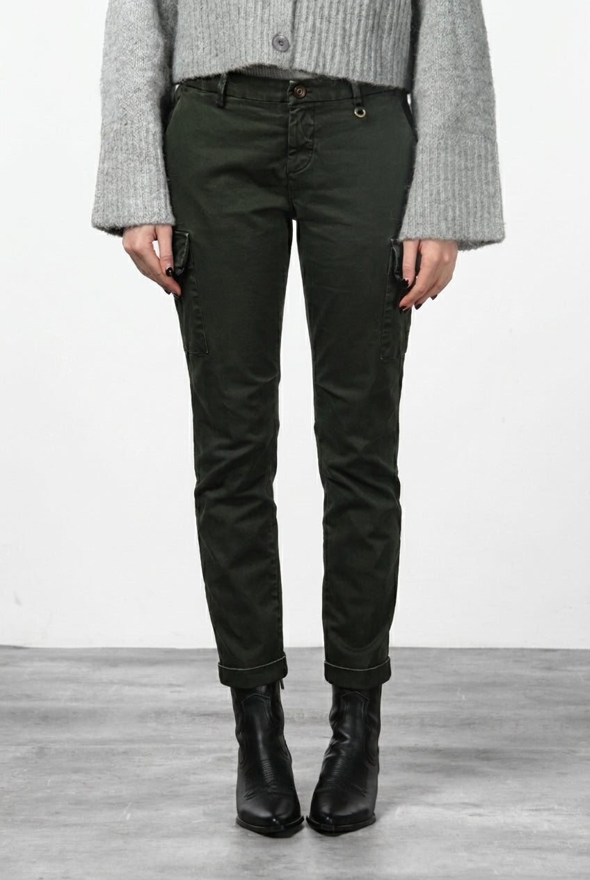 Chile City Cargo-Hose für Damen aus Satin mit slim fit
