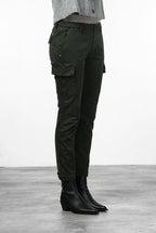 Chile City Cargo-Hose für Damen aus Satin mit slim fit