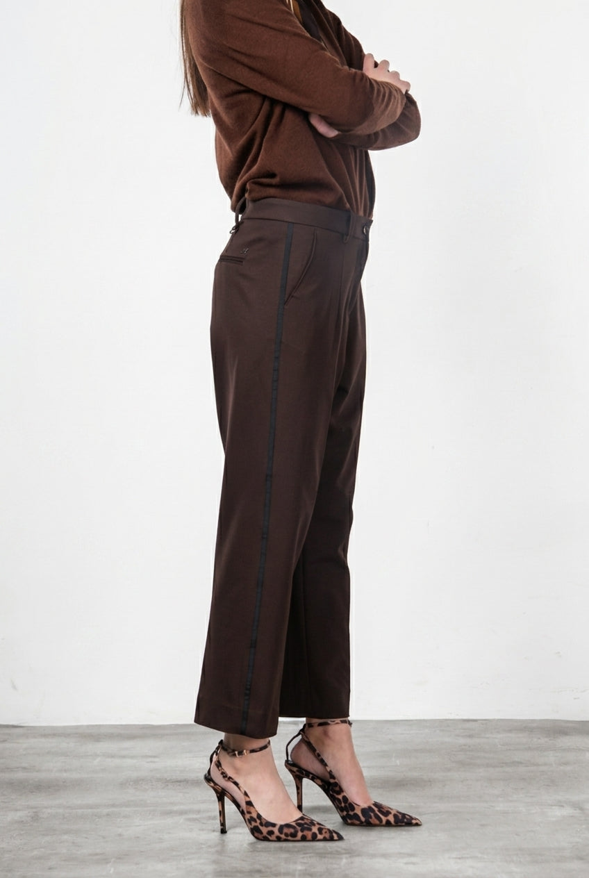 New York O Shape Chinohose für Damen aus technischem Jersey mit carrot fit