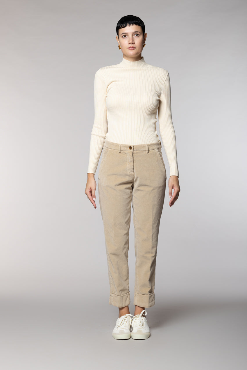 New York Carrot Damen-Chinohose aus Samt carrot fit