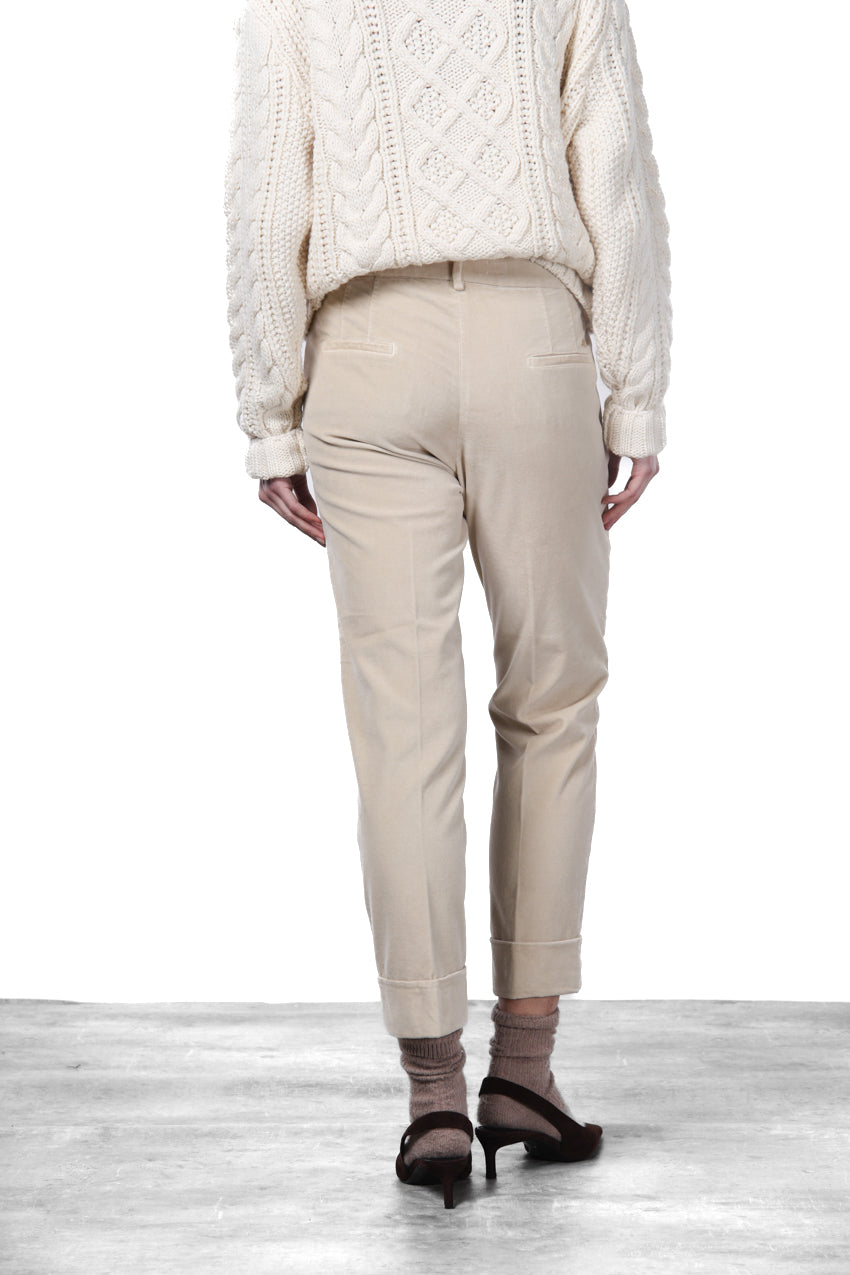 New York Carrot pantalone chino donna in velluto liscio carrot fit ①