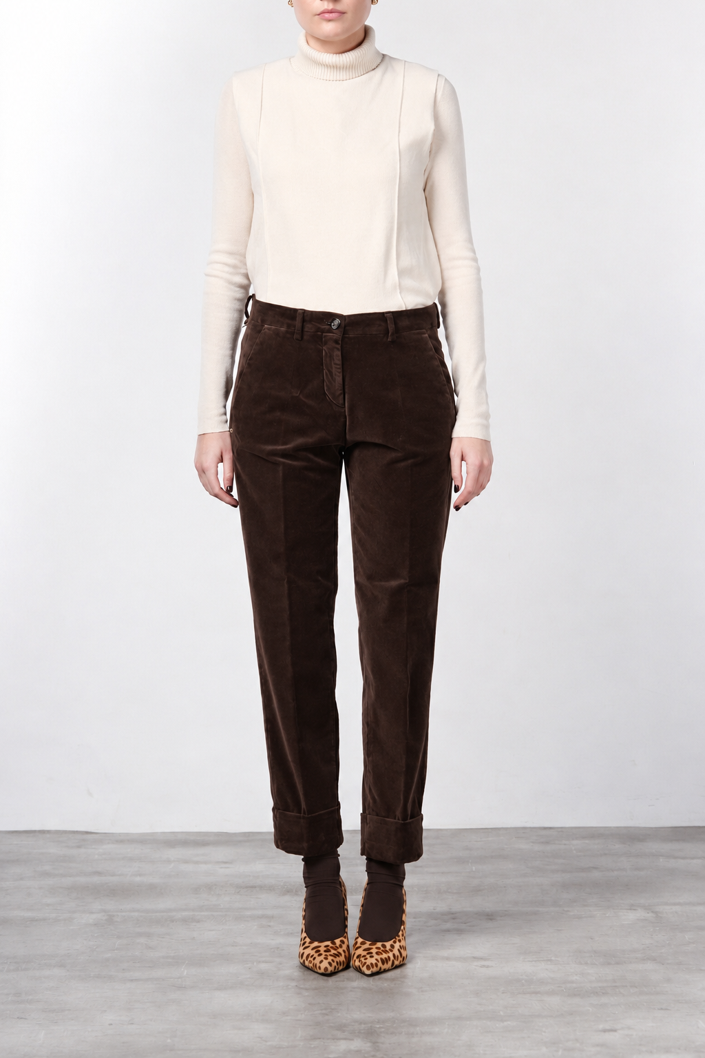 New York Carrot pantalone chino donna in velluto liscio carrot fit ①