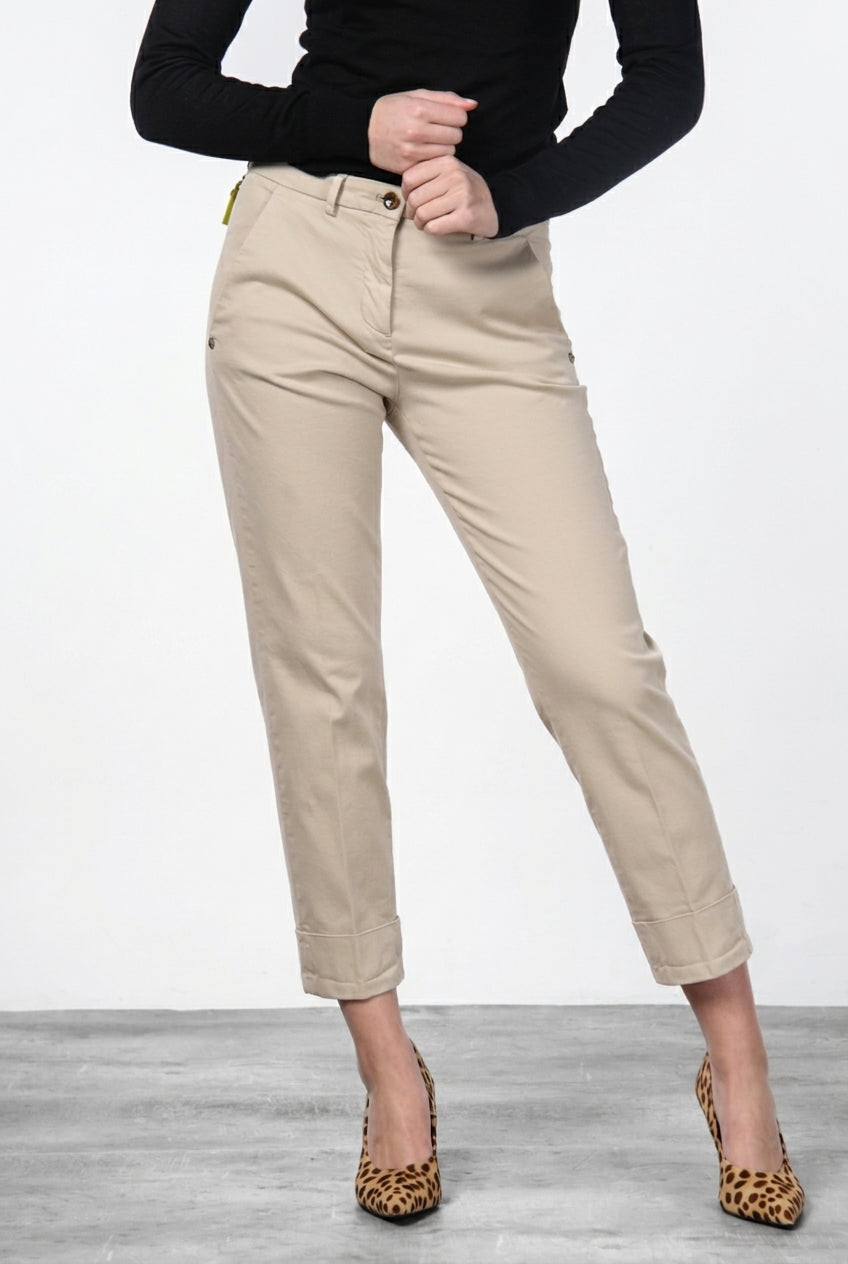 New York Carrot Chinohose für Damen aus Satin mit carrot fit ①
