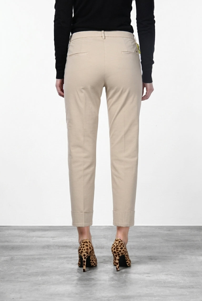 New York Carrot Chinohose für Damen aus Satin mit carrot fit ①