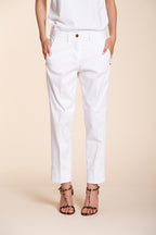 New York Carrot pantalone chino donna in raso stretch carrot fit ①