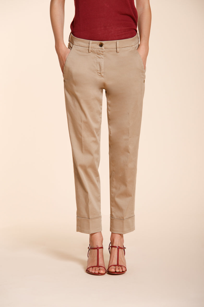 New York Carrot Damen Chino Hose aus Stretch-Satin carrot fit ①