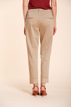 New York Carrot Damen Chino Hose aus Stretch-Satin carrot fit ①
