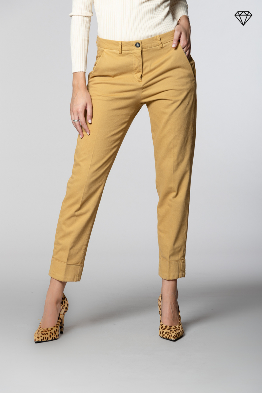 New York Carrot Damen-Chinohose aus Baumwolle und Wolle Carrot Fit ①