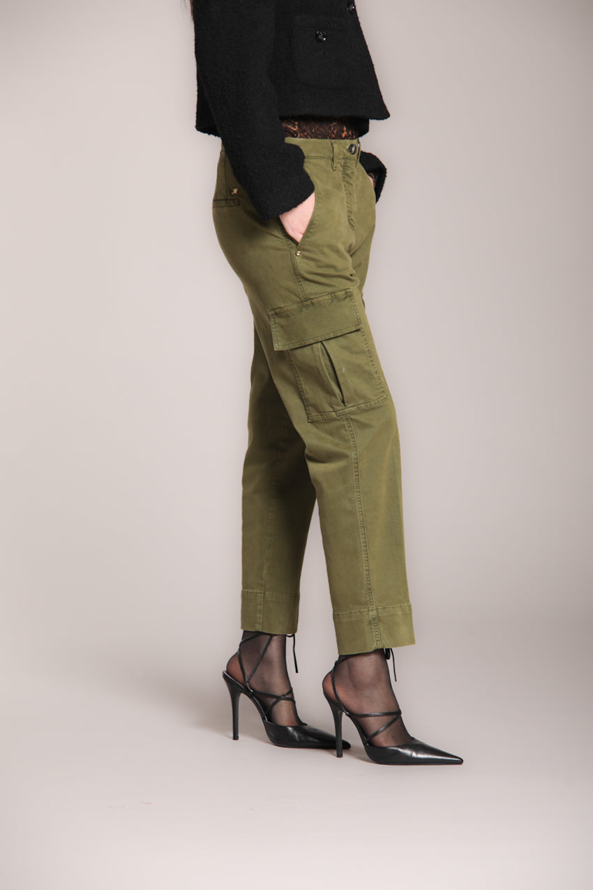 Foto 5 Marlene Cargo pantalone cargo donna in gabardina carrot fit
