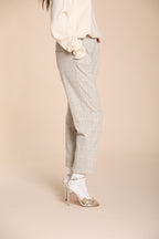 Foto 4 Easy Jogger pantalone chino donna in jersey con fantasia galles relaxed fit