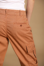 Judy Archivio pantalone cargo donna in twill di cotone stretch con ricamo relaxed fit