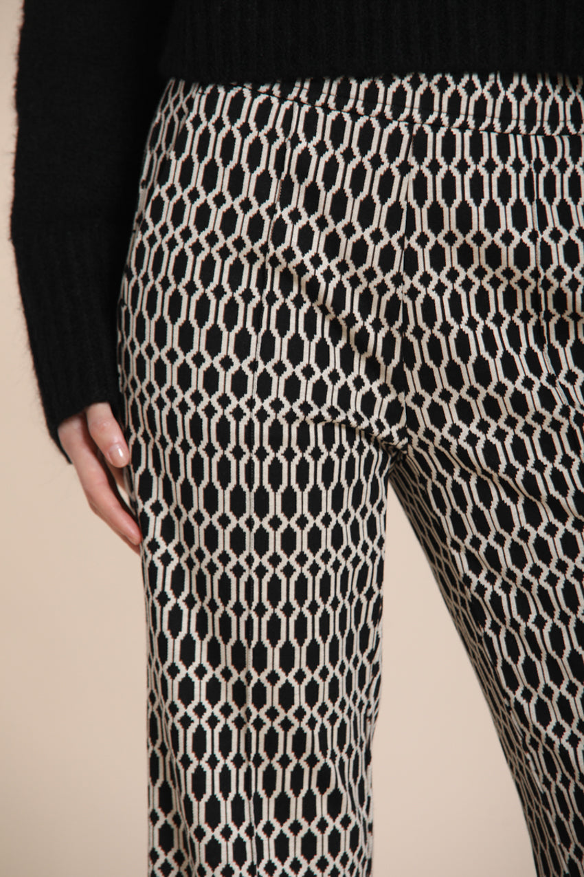 Foto 2 Easy Straight pantalone chino donna in jersey con disegno rombo straight fit