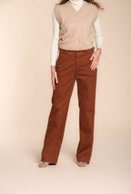 Foto 1 New York Straight pantalone chino donna in gabardina straight fit