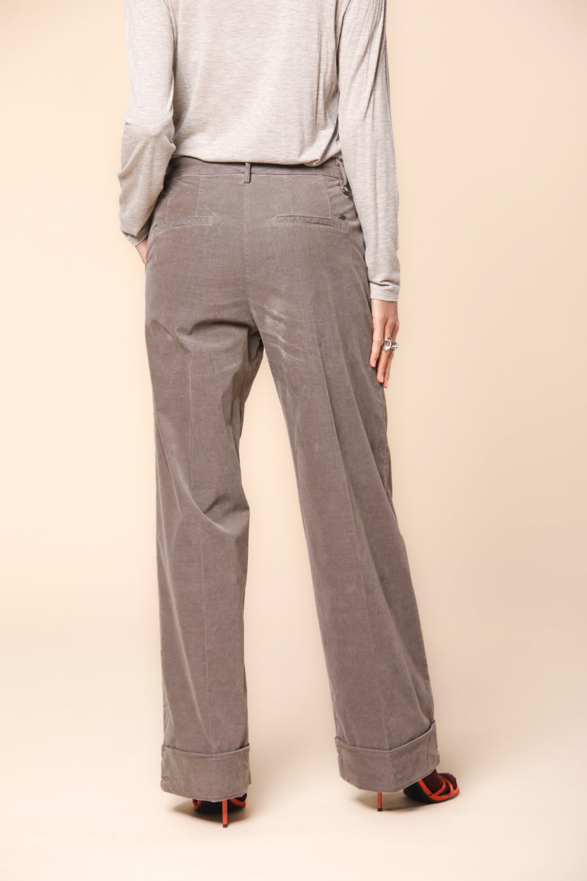 New York Studio pantalone chino donna in velluto 1000 righe relaxed fit