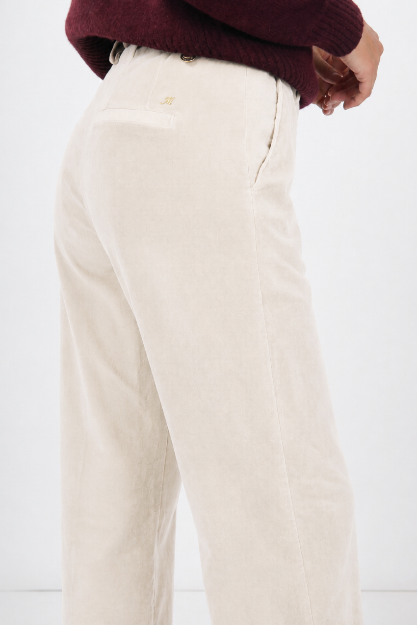 New York Studio Chinohose für Damen aus glattem Samt mit straight fit