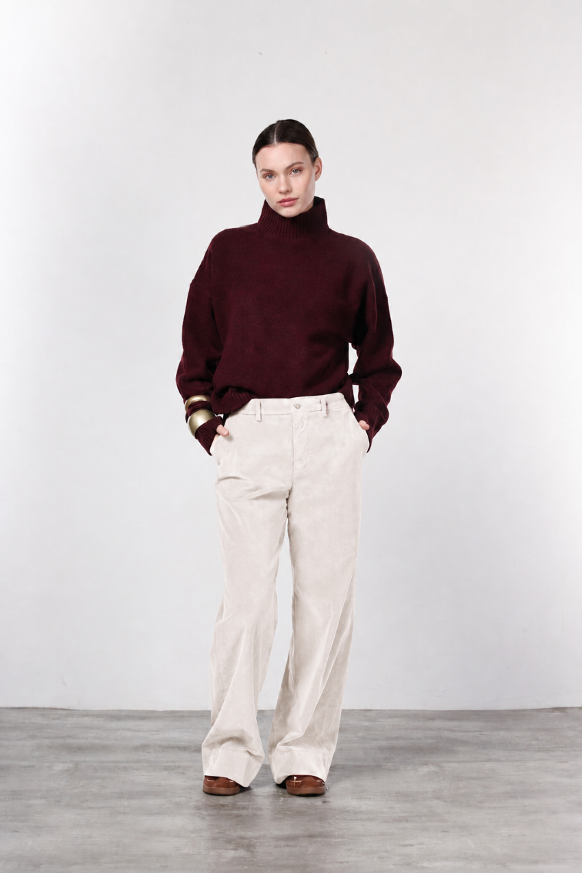 New York Studio Chinohose für Damen aus glattem Samt mit straight fit