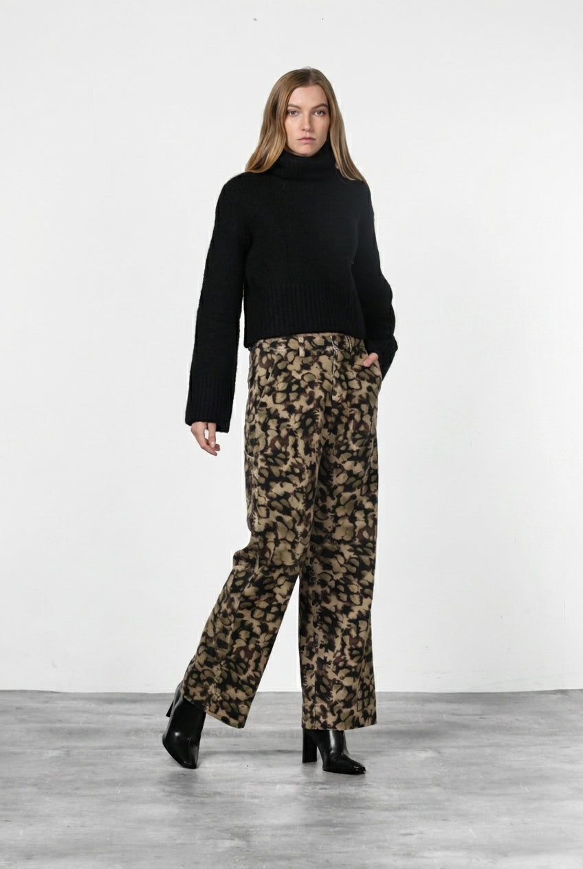 Dallas Wide Work Chinohose für Damen aus Bull mit Camouflage-Muster und straight fit