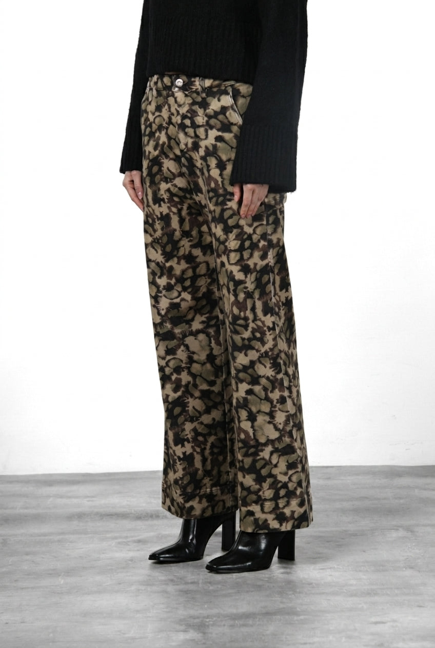 Dallas Wide Work Chinohose für Damen aus Bull mit Camouflage-Muster und straight fit