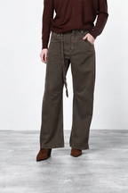 Veronique Chinohose für Damen aus Twill mit balloon fit ①
