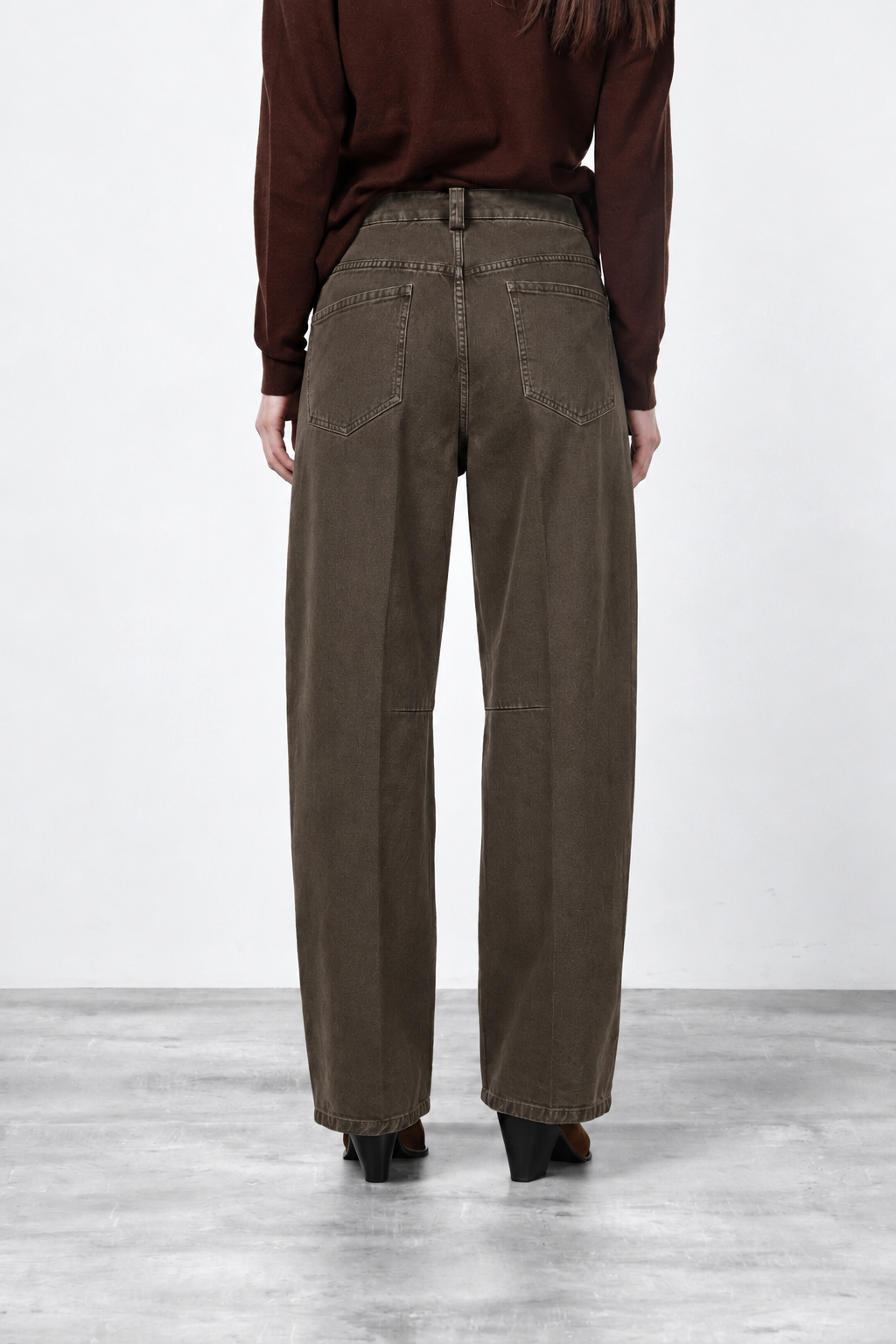 Veronique Chinohose für Damen aus Twill mit balloon fit ①
