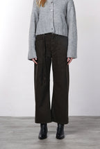 Venice Chinohose für Damen aus Twill mit balloon fit ①