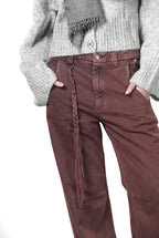 Violette Chinohose für Damen aus Twill mit balloon fit ①
