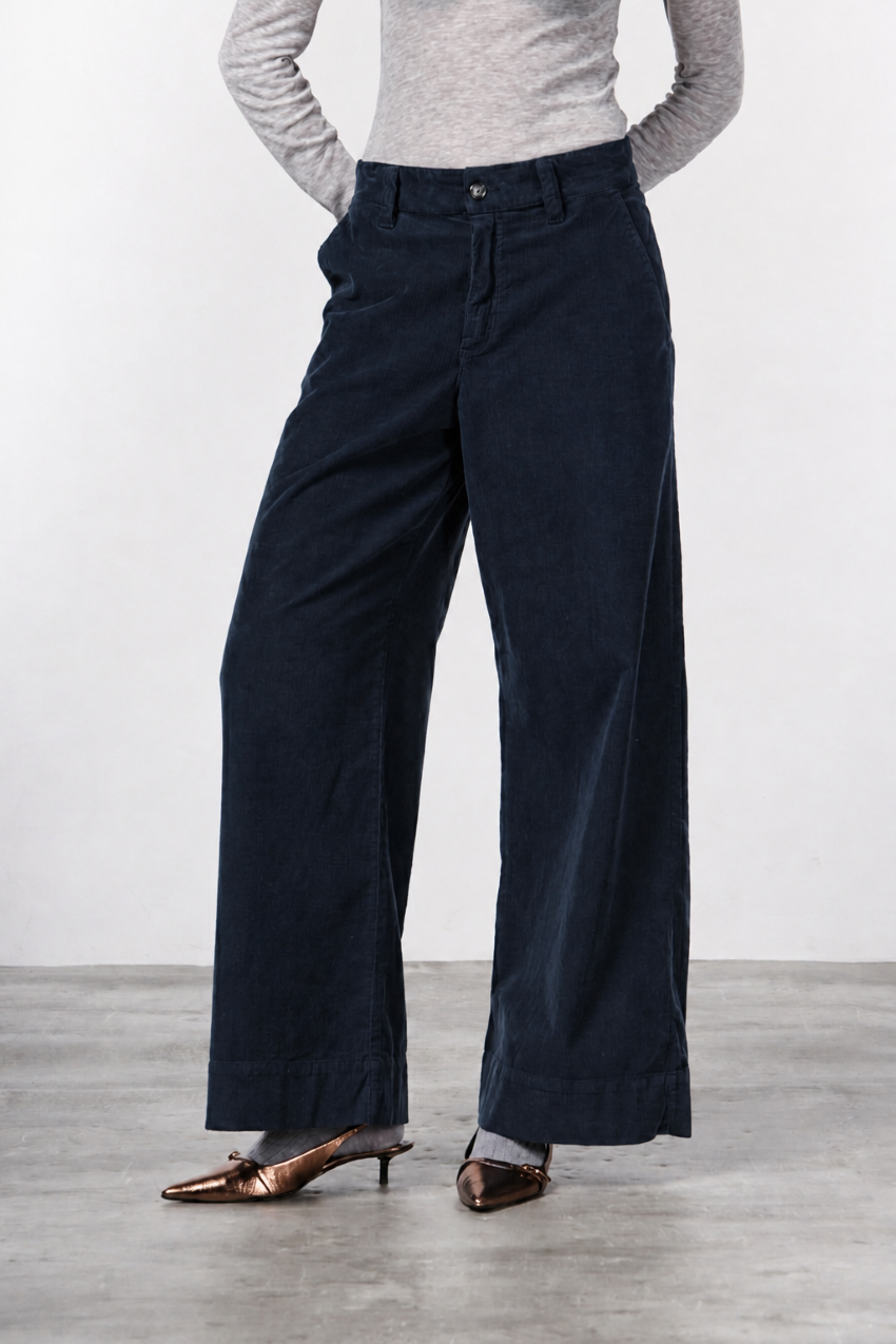 New York Wide Chinohose für Damen aus 500-Rippen-Samt mit wide leg