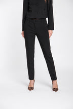 New York Slim Chinohose für Damen aus technischem Jersey mit slim fit ①
