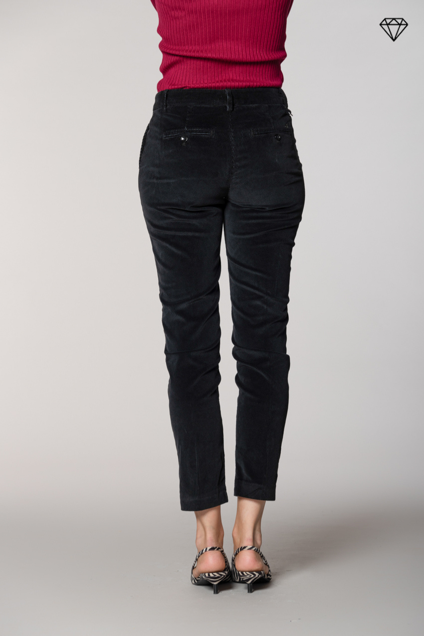New York Slim pantalone chino donna in velluto a coste slim fit ①