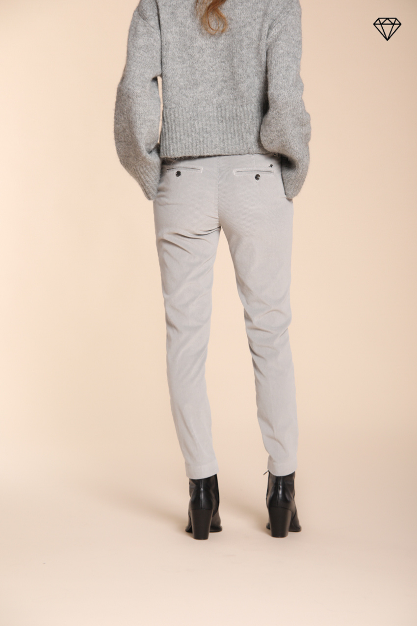 New York Slim pantalone chino donna in velluto a coste slim fit ①