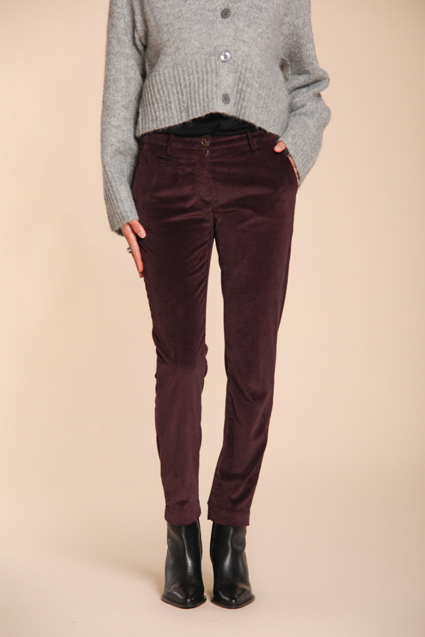 Foto 1 New York Slim pantalone chino donna in velluto a coste slim fit