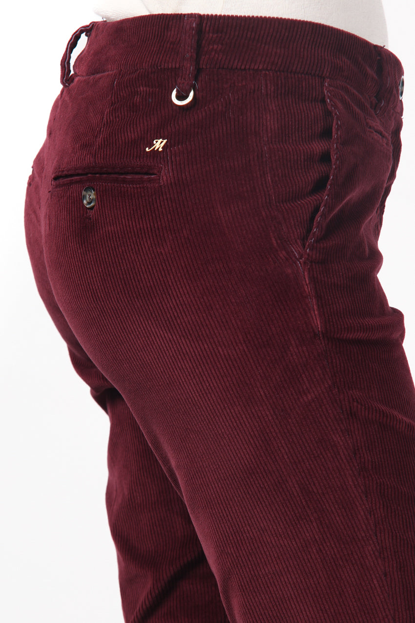 New York Slim Damen-Chinohose aus Breitcord, Slim Fit ①