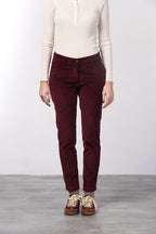 New York Slim Damen-Chinohose aus Breitcord, Slim Fit ①