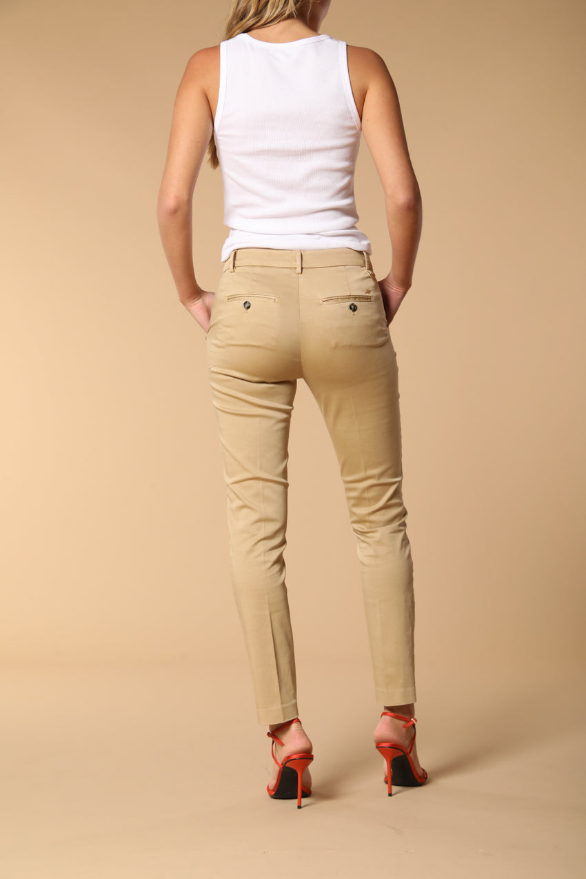 New York Slim Damen Chino Hose in Stretch Satin Slim Fit ①