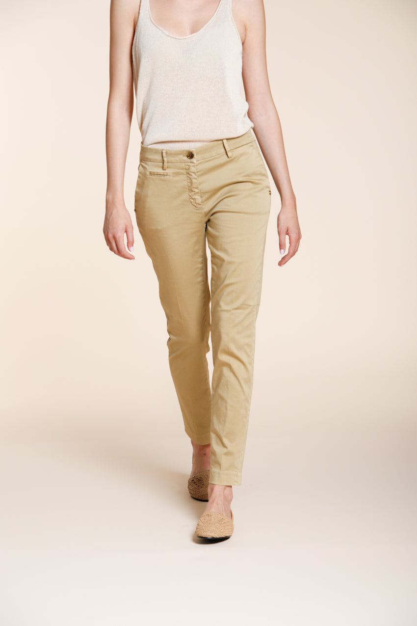 New York Slim Damen Chino Hose aus Stretch-Satin slim fit ①