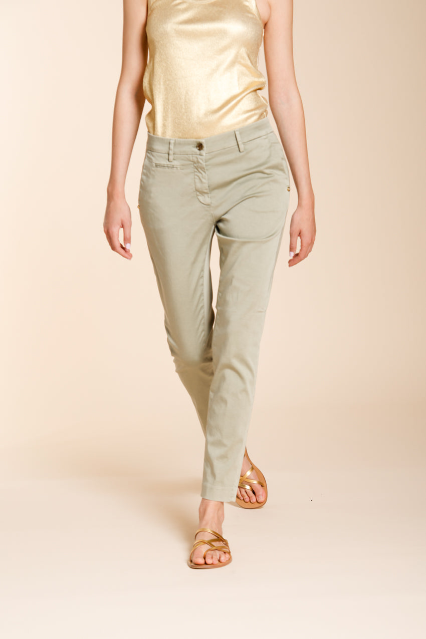 New York Slim Damen Chino Hose aus Stretch-Satin slim fit ①