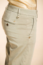 New York Slim Damen Chino Hose aus Stretch-Satin slim fit ①