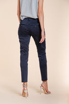 New York Slim Damen Chinohose aus Stretch-Satin slim fit ①