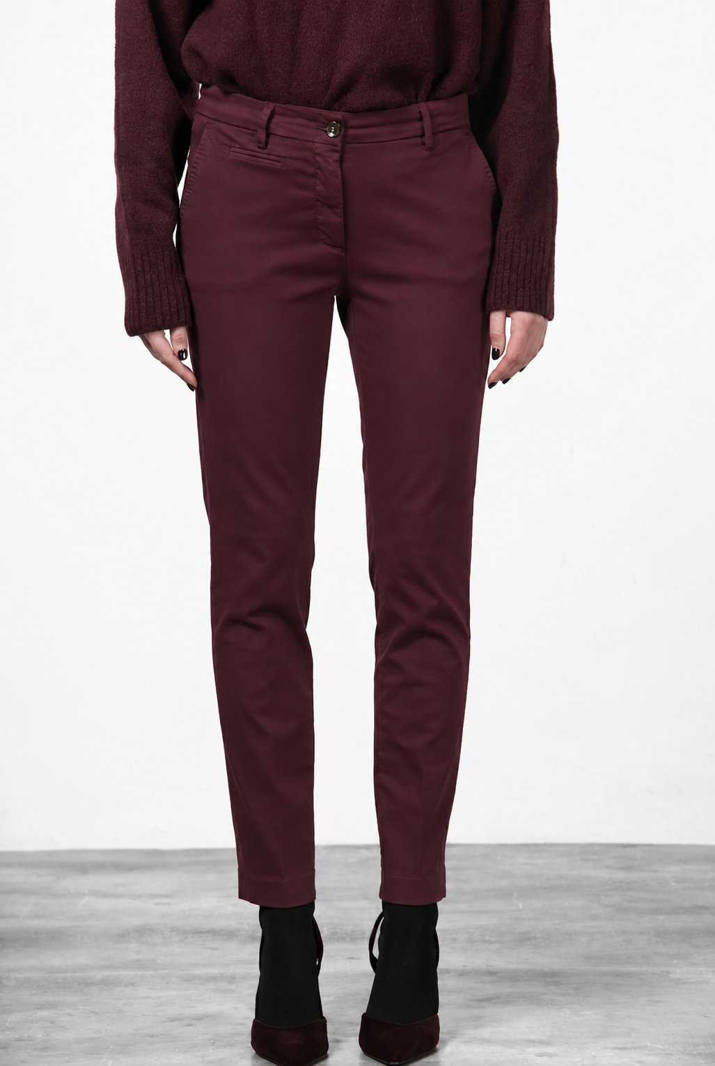 New York Slim pantalone chino donna in raso slim fit ①