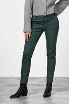 New York Slim Chinohose für Damen aus Satin mit slim fit ①
