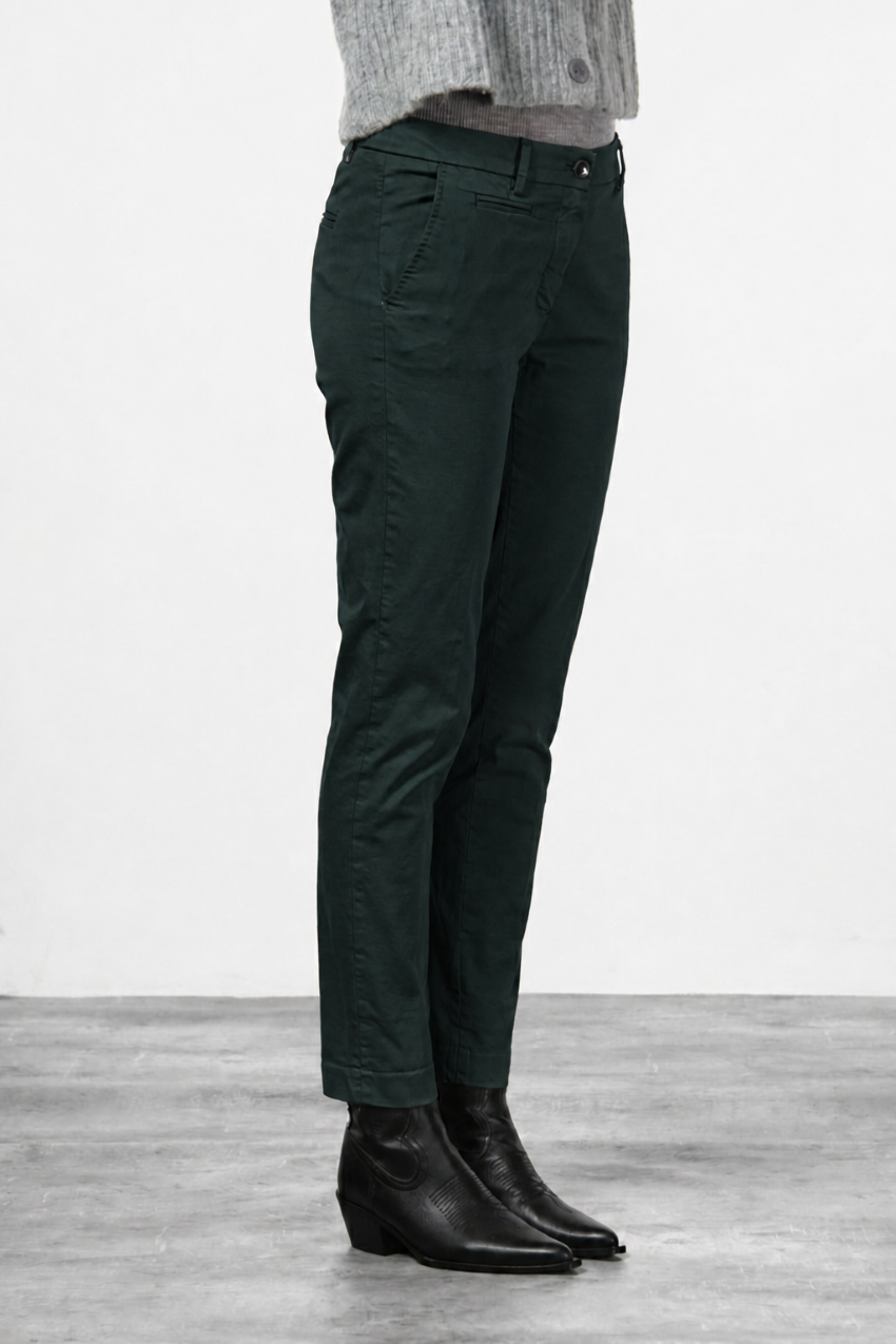 New York Slim pantalone chino donna in raso slim fit ①