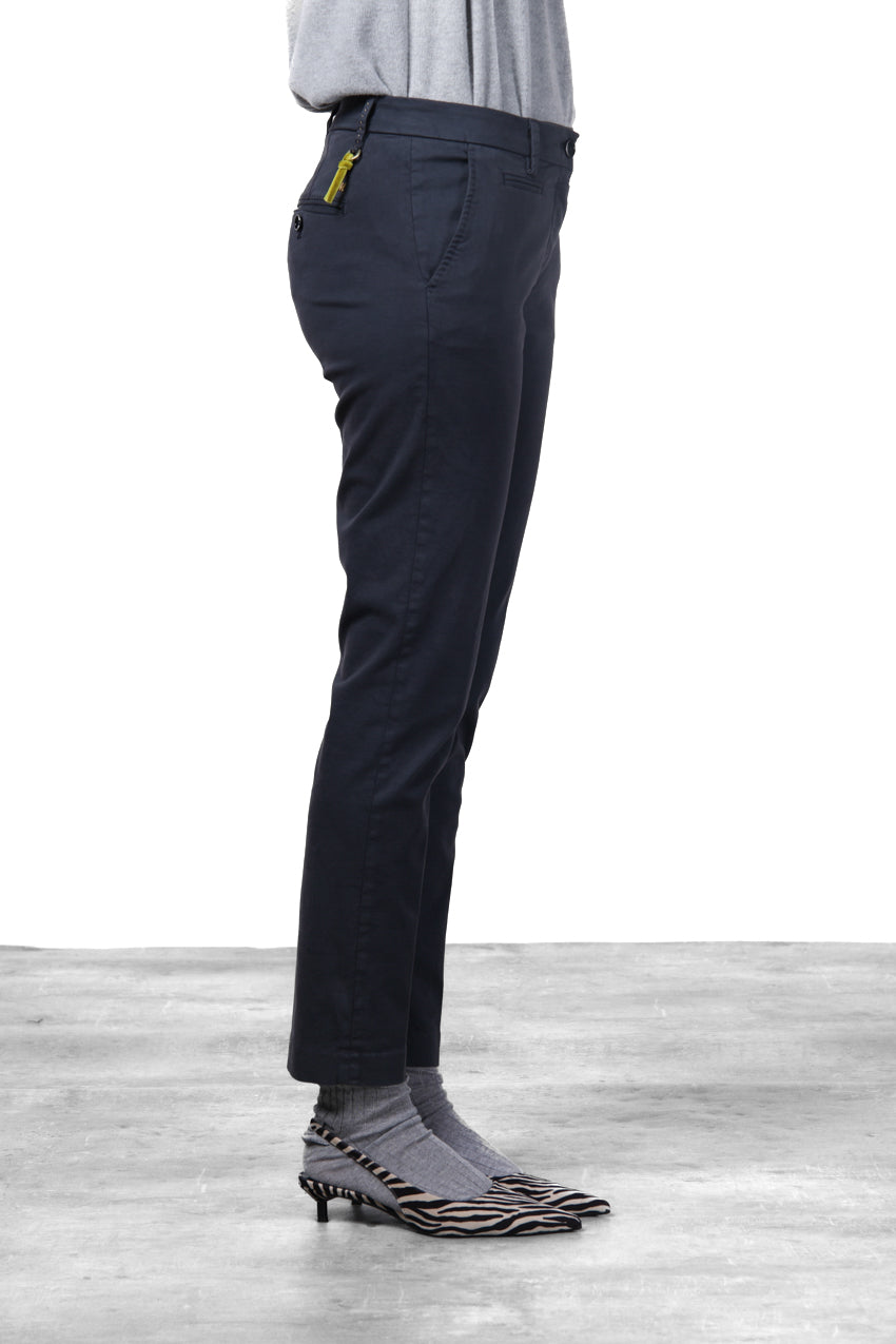 New York Slim pantalone chino donna in raso slim fit ①