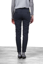 New York Slim pantalone chino donna in raso slim fit ①