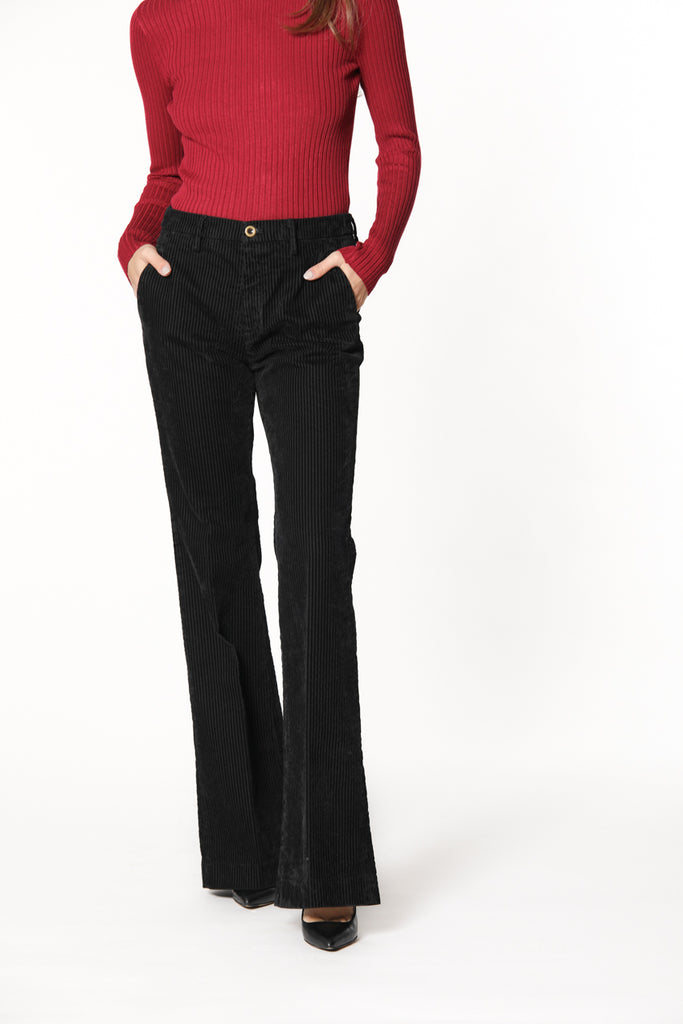 Bild 1 der Damen Chino-Hosen aus Samt Schwarz Modell New York Flare von Mason's 