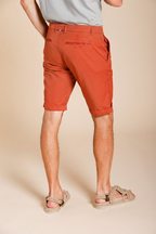 London Bermuda Chino Herren aus Stretch Gabardine regular fit ①